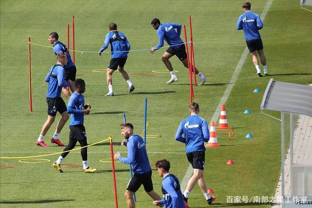 浙江稠州男篮正式签约前北控球员孟子凯